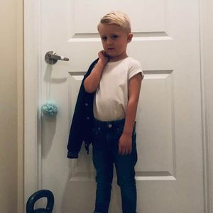 Meet your Posher, Jonathan